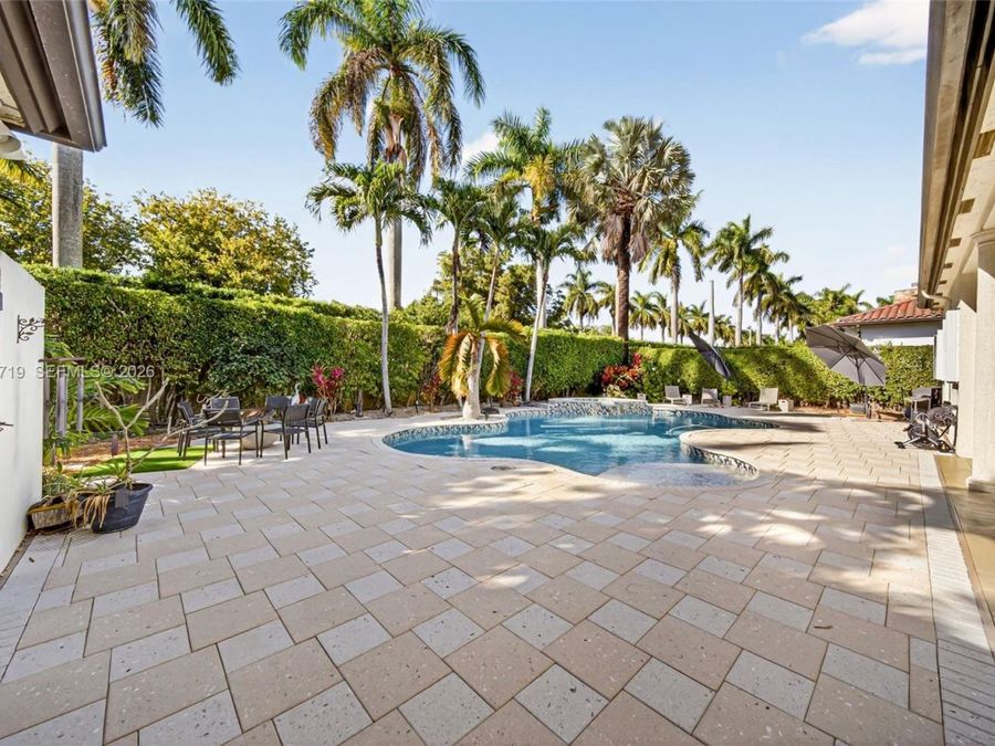 Property Image 60
