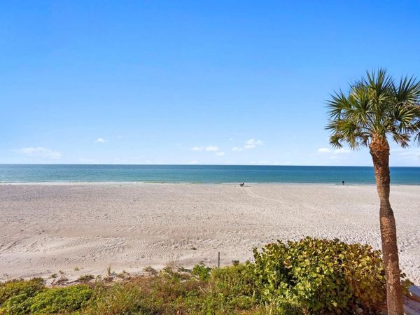 2900 GULF BOULEVARD, Unit 211, BELLEAIR BEACH, FL 33786