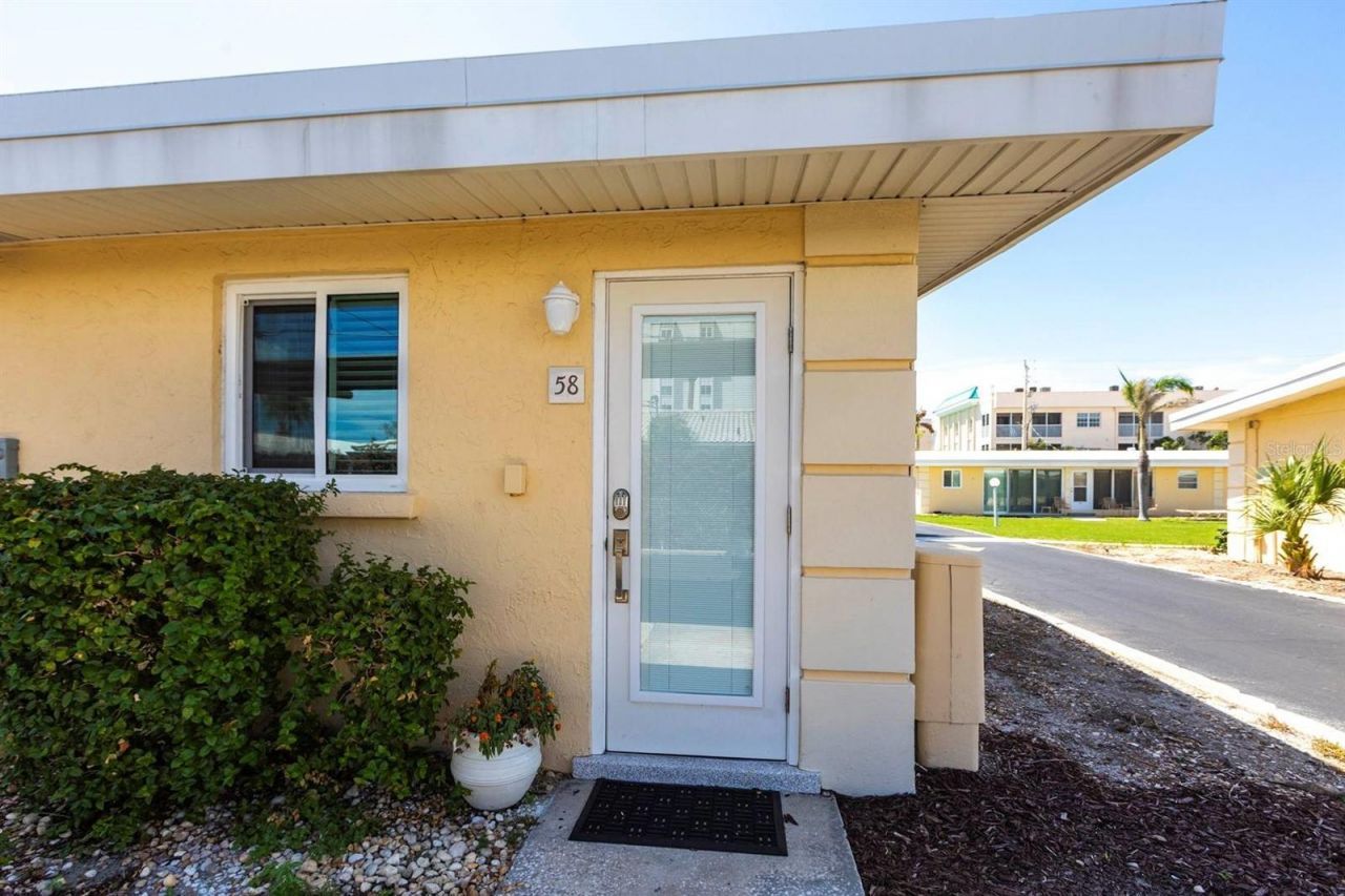 6006 Midnight Pass Road, Unit 58, Sarasota, FL 34242 Photo