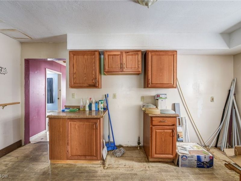 326 Indiana Avenue, Lorain, OH 44052 Photo 11