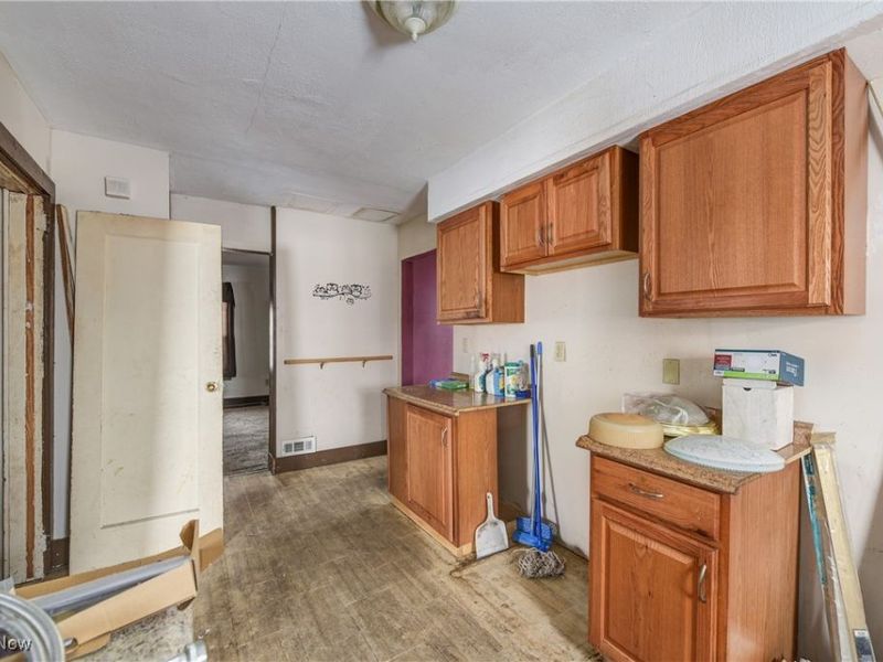 326 Indiana Avenue, Lorain, OH 44052 Photo 13