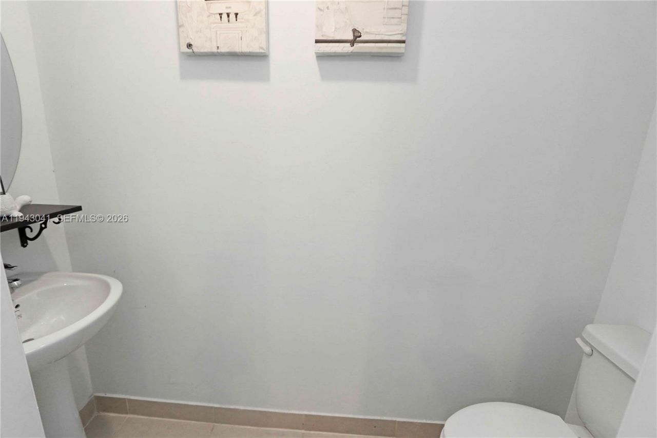 10125 SW 228th Ter, Miami, FL 33190 Photo