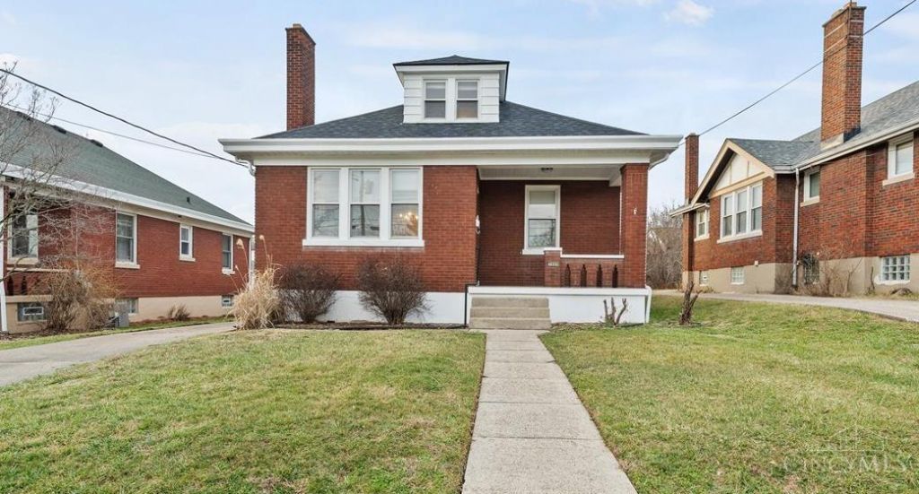 3869 Meyerfeld Avenue, Cheviot, OH 45211 Main Photo