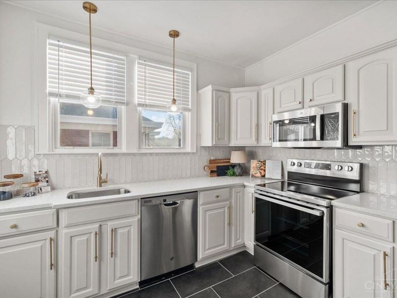 3869 Meyerfeld Avenue, Cheviot, OH 45211 Photo 10