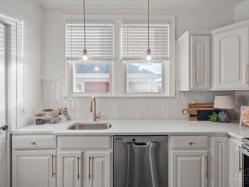 3869 Meyerfeld Avenue, Cheviot, OH 45211 Photo 11