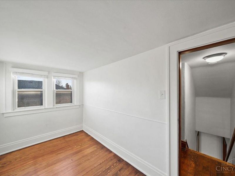 3869 Meyerfeld Avenue, Cheviot, OH 45211 Photo 19