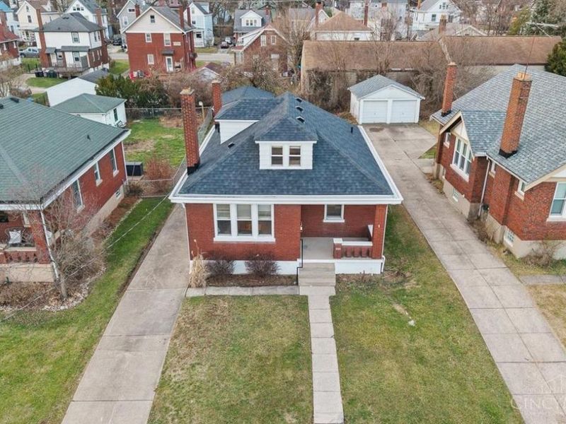 3869 Meyerfeld Avenue, Cheviot, OH 45211 Photo 2