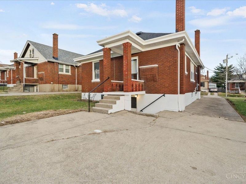 3869 Meyerfeld Avenue, Cheviot, OH 45211 Photo 32