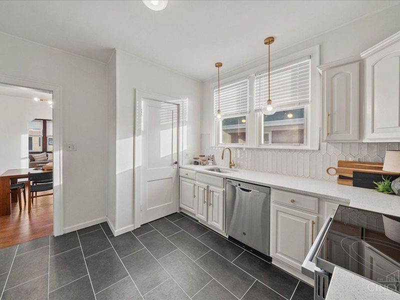 3869 Meyerfeld Avenue, Cheviot, OH 45211 Photo 9