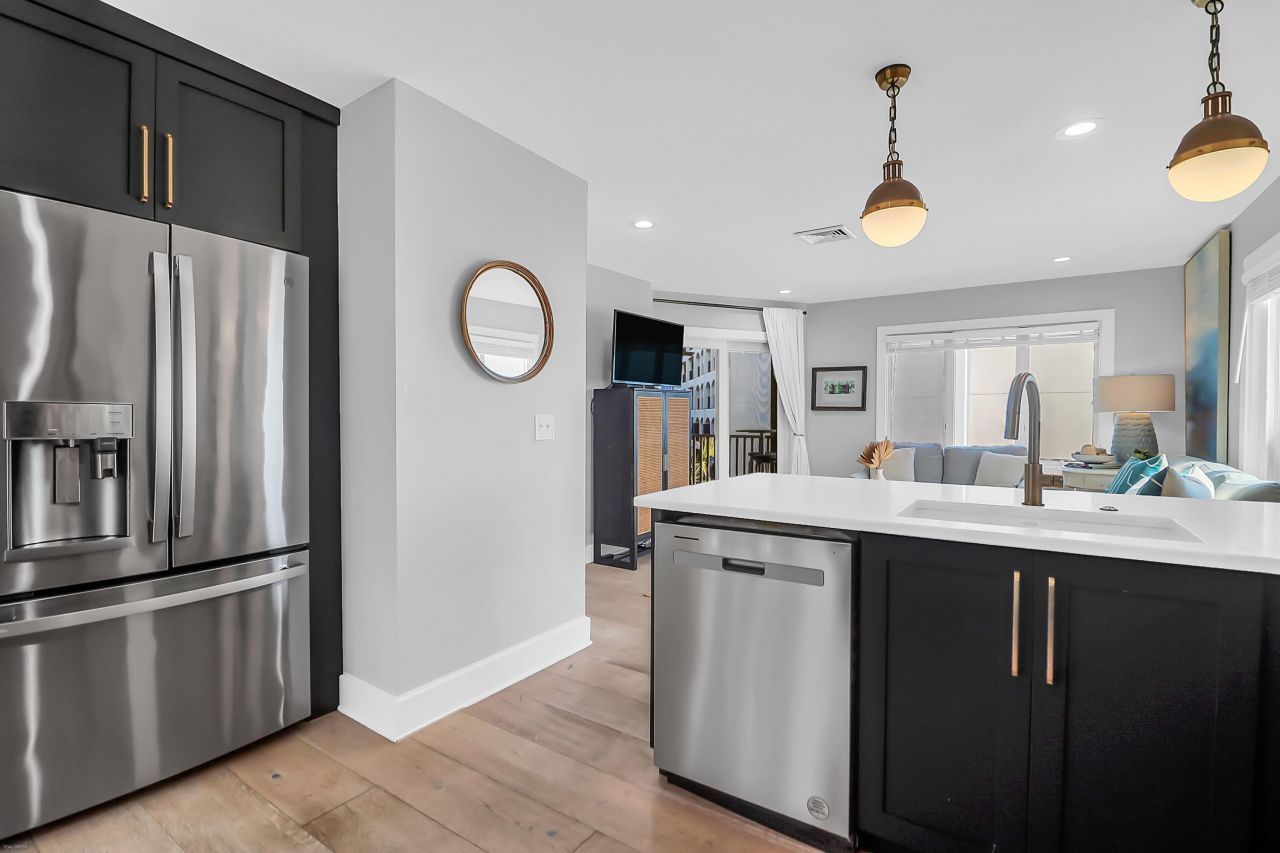 9000 Palmetto Drive Photo 20