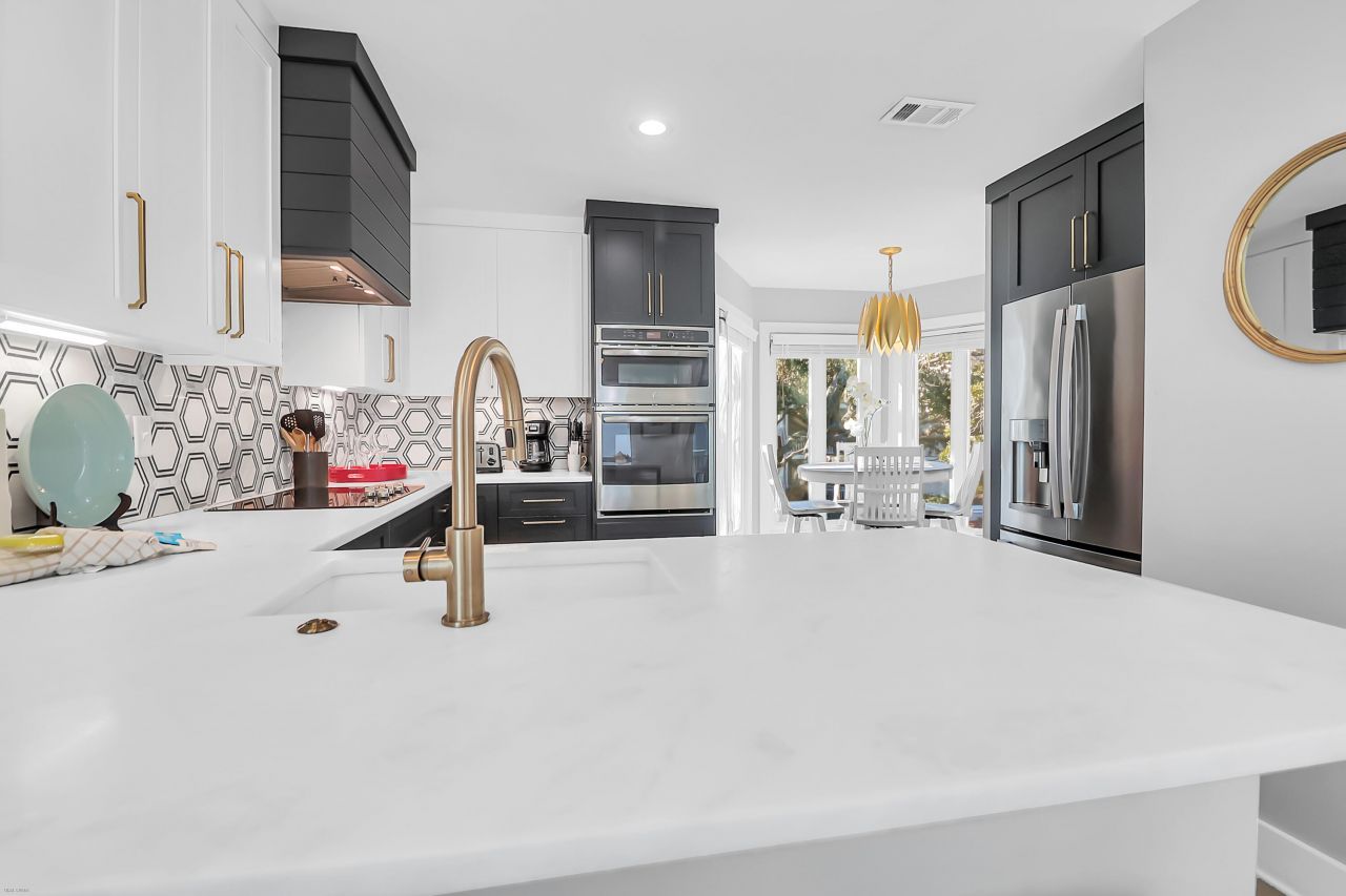 9000 Palmetto Drive Photo 21