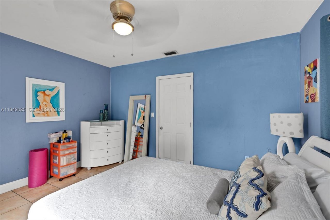 3026 SW 4th St, Miami, FL 33135 Photo