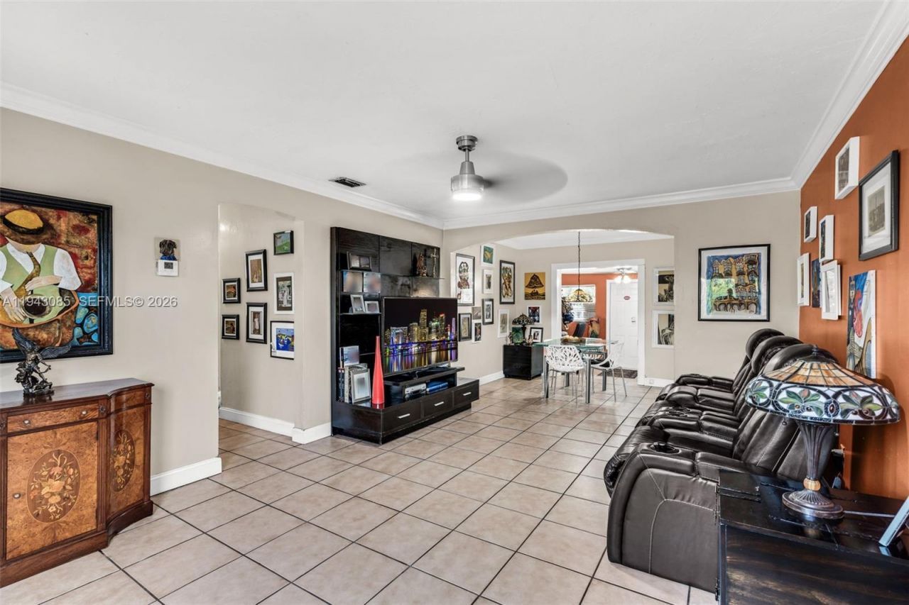 3026 SW 4th St, Miami, FL 33135 Photo