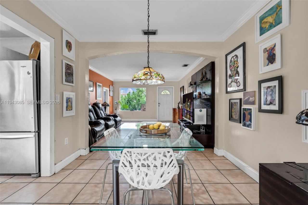 3026 SW 4th St, Miami, FL 33135 Photo