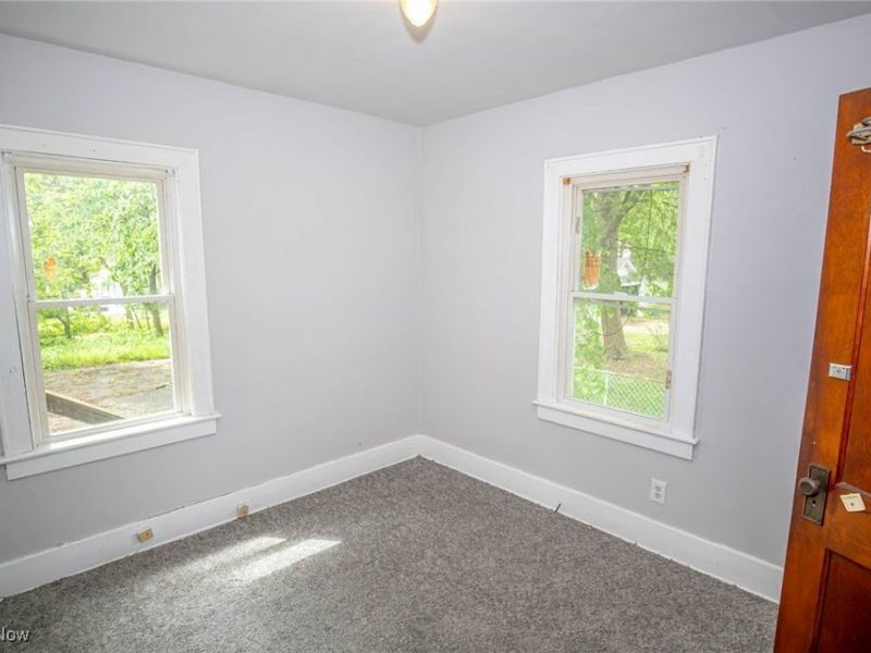 970 Mercer Avenue, Akron, OH 44320 Photo 12