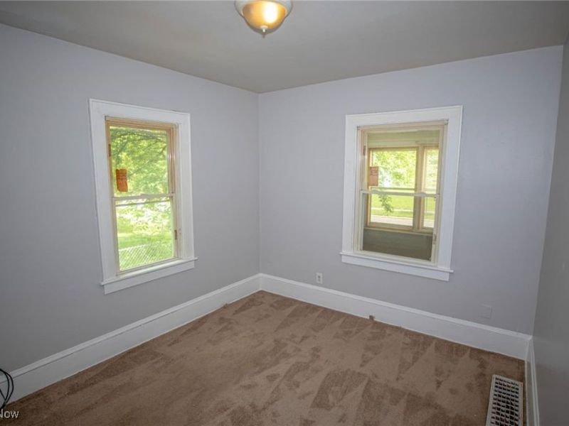 970 Mercer Avenue, Akron, OH 44320 Photo 14