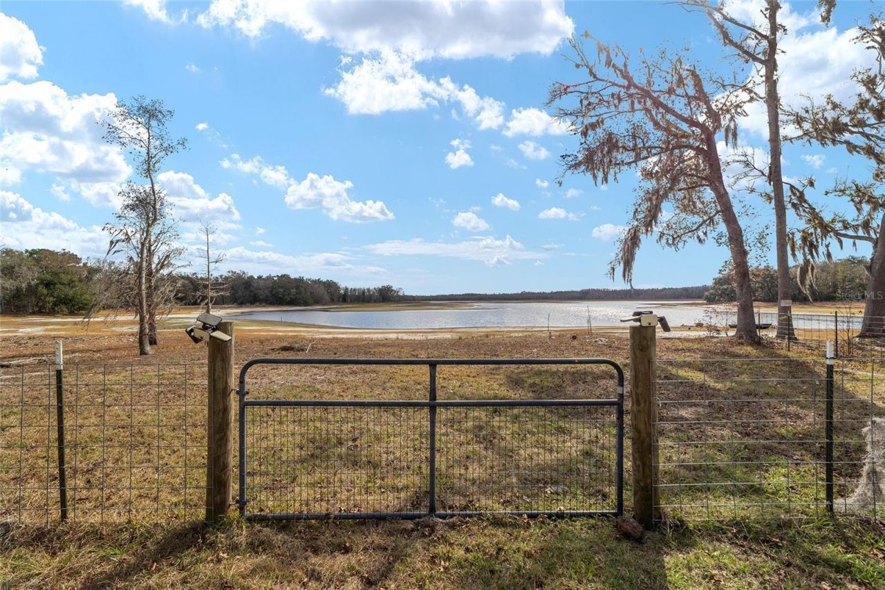 2120 SE 41st Way, Trenton, FL 32693 Photo