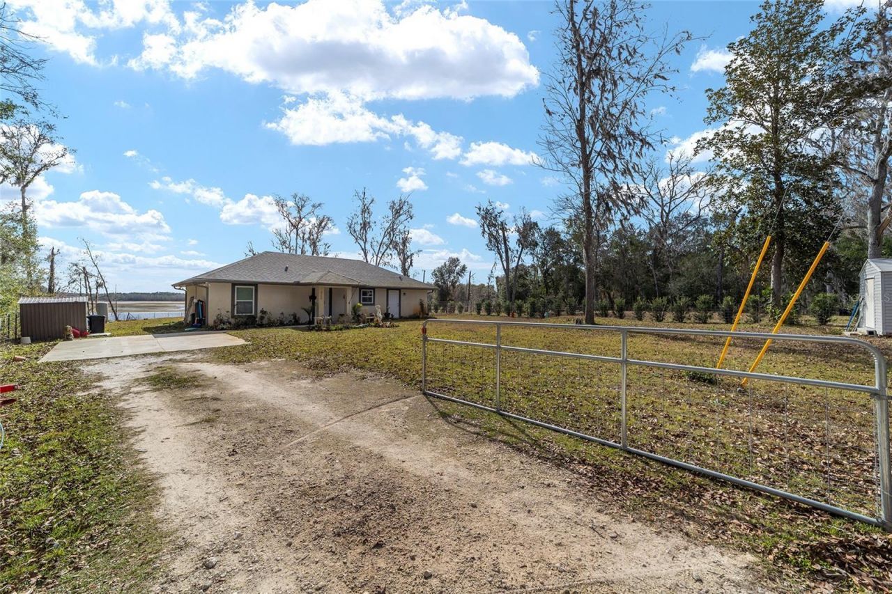 2120 SE 41st Way, Trenton, FL 32693 Photo