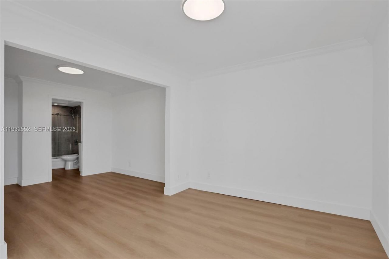 2020 NE 135th St, Unit 607, North Miami, FL 33181 Photo