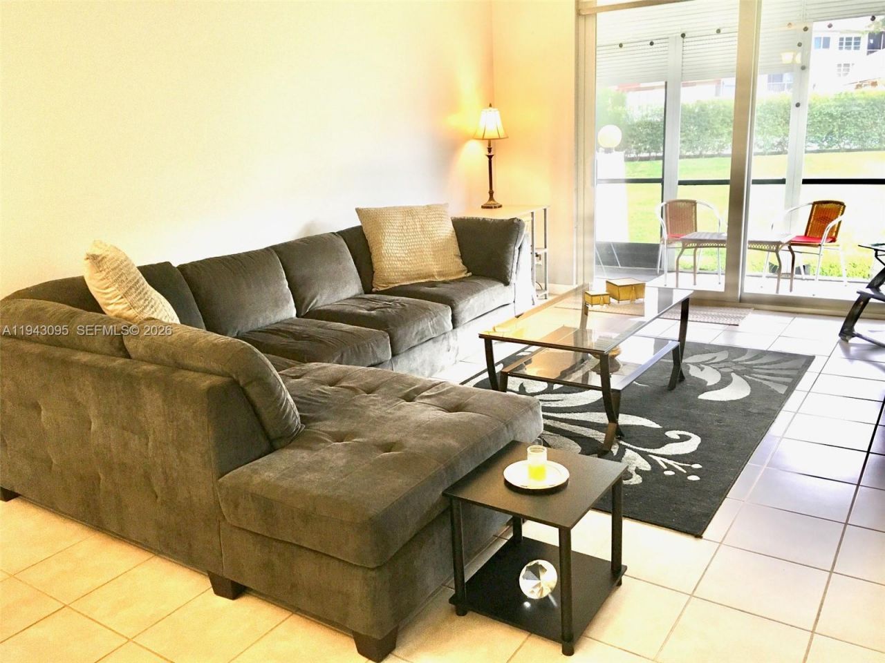 9410 N Hollybrook Lake Dr , Unit 103, Pembroke Pines, FL 33025 Photo