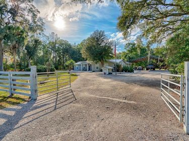 1270 SW 14TH STREET, CHIEFLAND, FL 32626