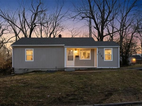 7125 Walrond Avenue, Kansas City, MO 64132