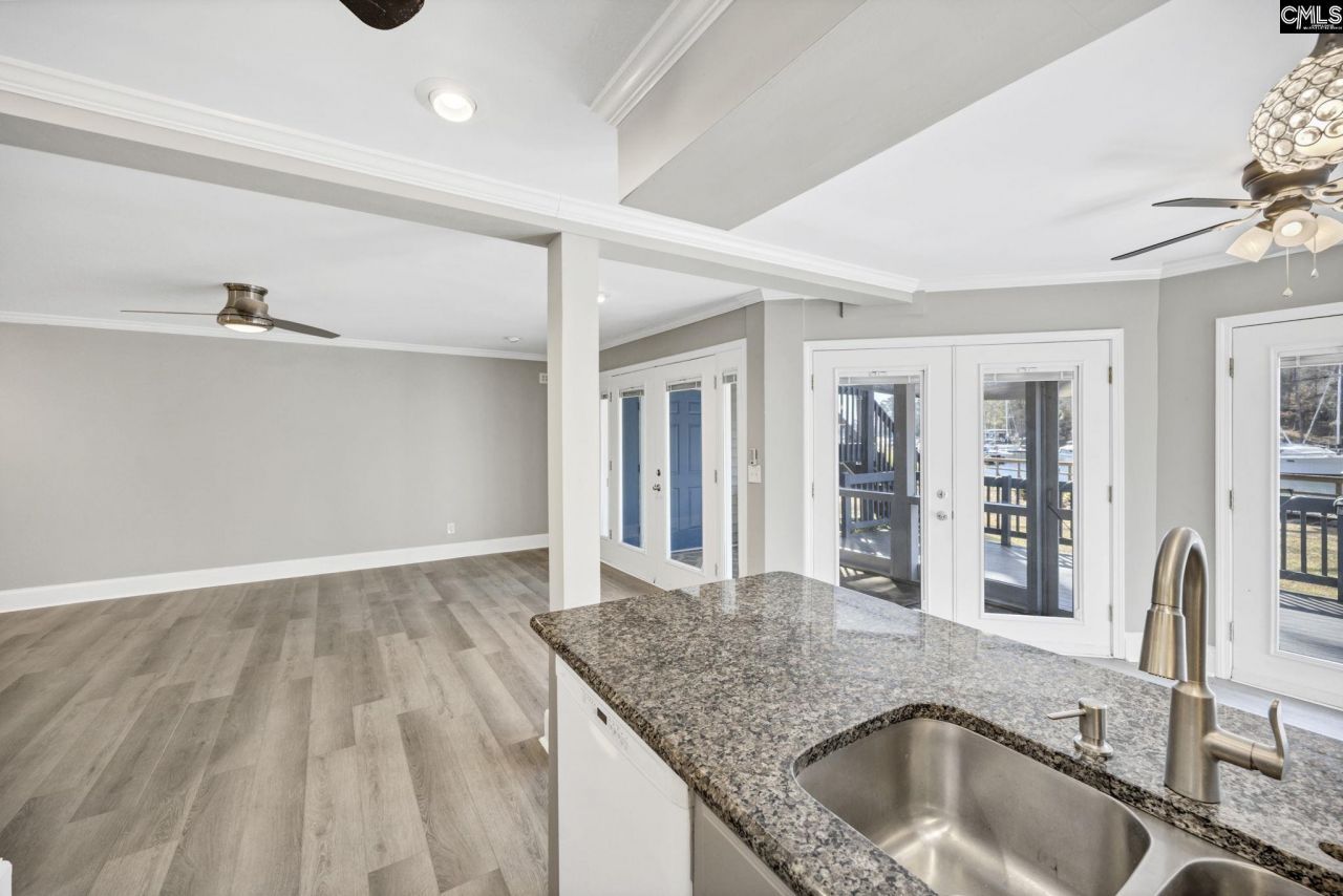 238 Shoreline Drive Photo 16