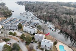 238 Shoreline Drive photo 4