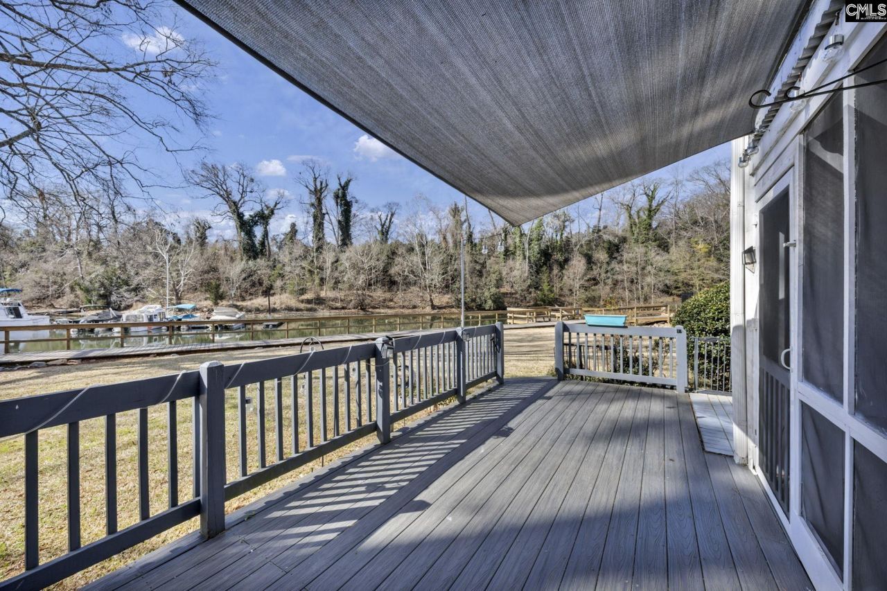 238 Shoreline Drive Photo 34