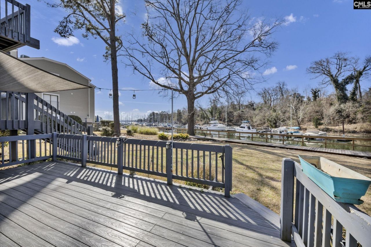 238 Shoreline Drive Photo 35