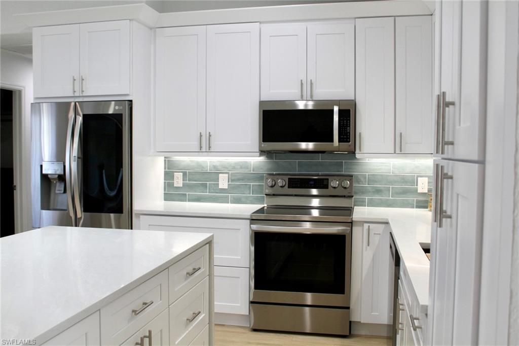 23485 Olde Meadowbrook Cir, Estero, FL 34134 Photo