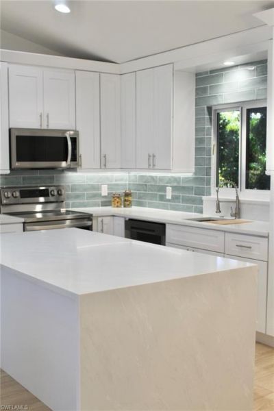 23485 Olde Meadowbrook Cir, Estero, FL 34134 Photo