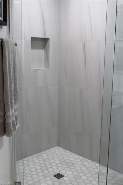 23485 Olde Meadowbrook Cir, Estero, FL 34134 Photo