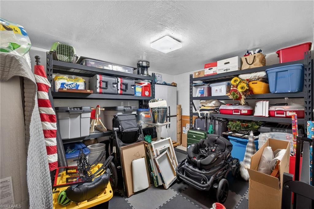 1343 Jambalana Ln, Fort Myers, FL 33901 Photo