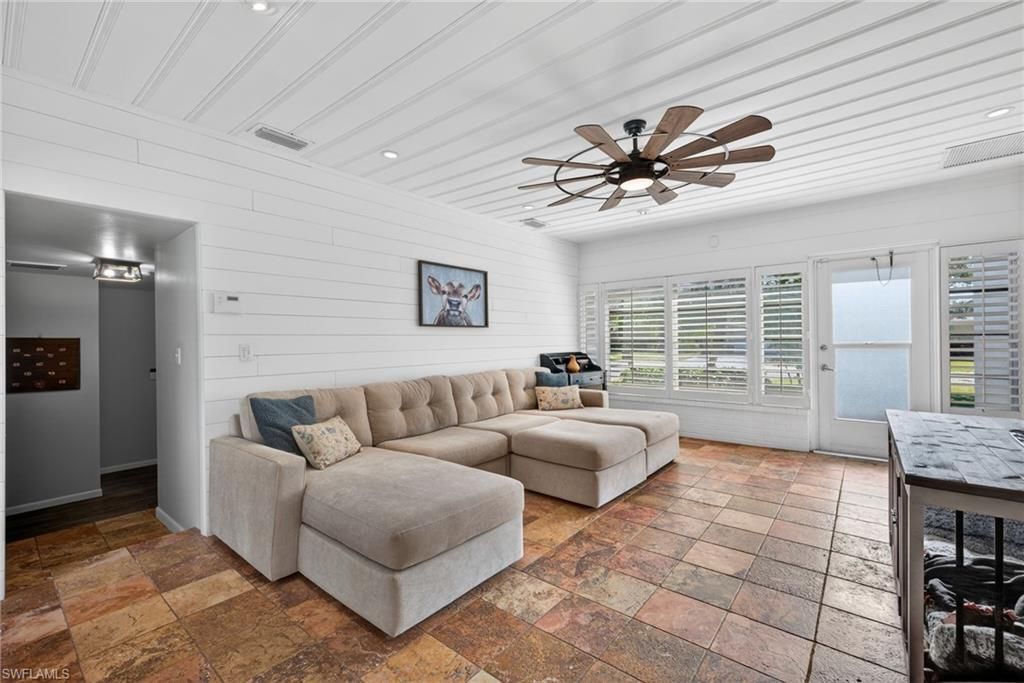 1343 Jambalana Ln, Fort Myers, FL 33901 Photo