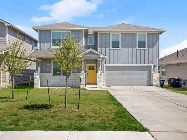 227 Lavaca River LN, Hutto, TX 78634