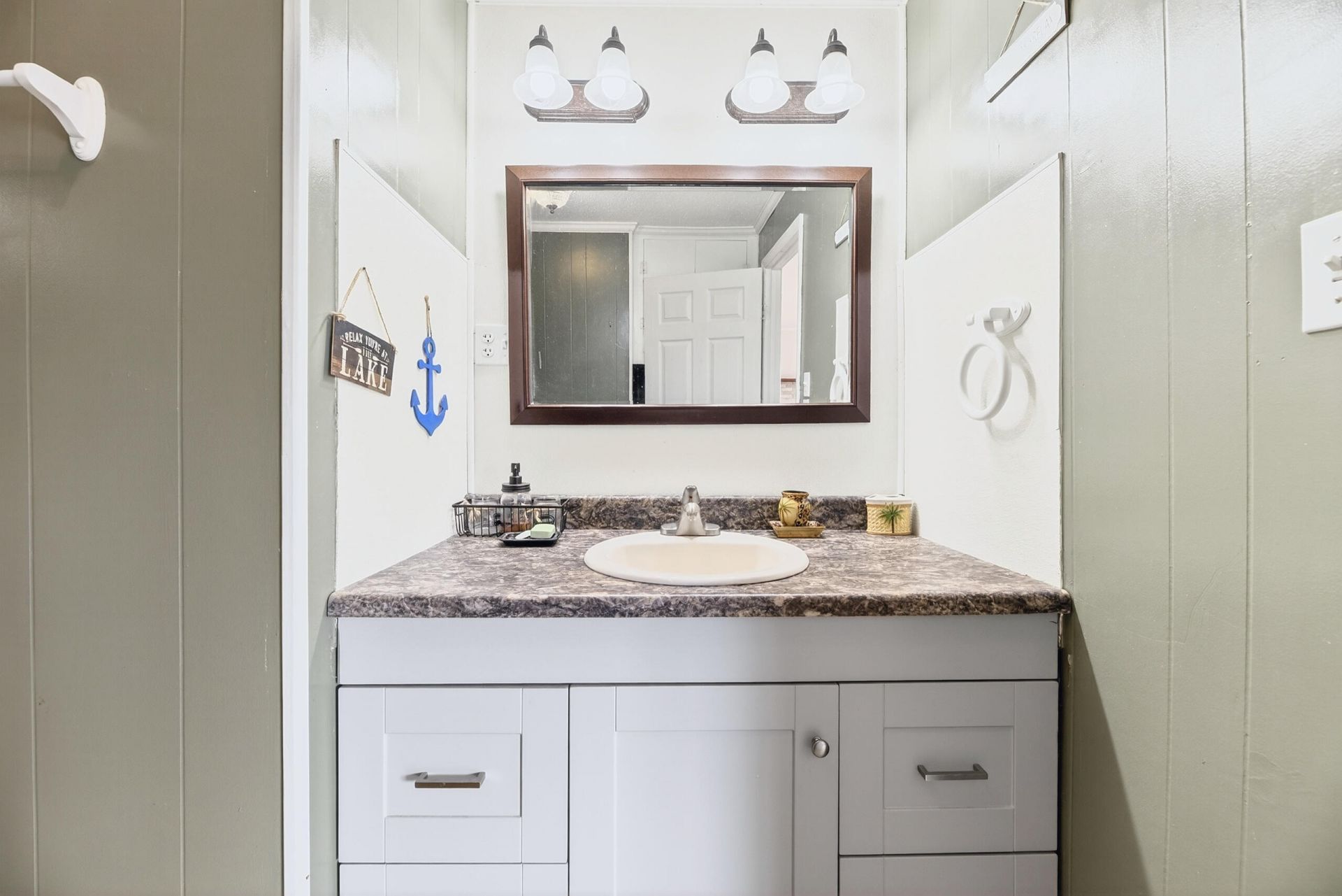 1416 Litzler Drive Photo 17