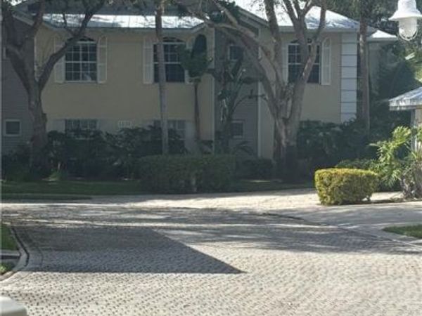 1270 Shady Rest LN, Unit 403, NAPLES, FL 34103