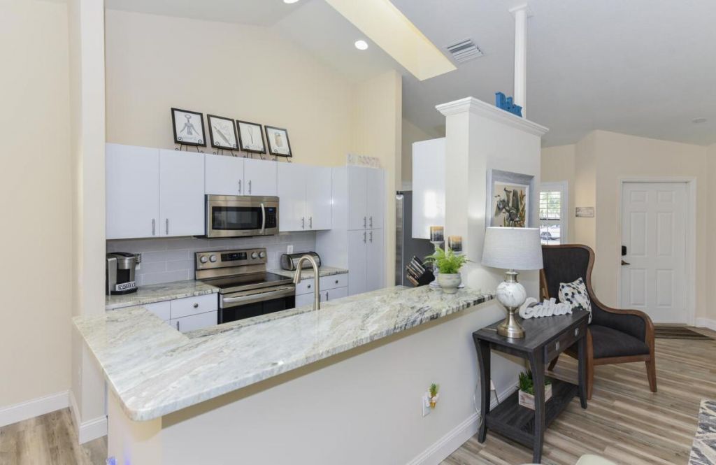 438 SW Jefferson Circle, Port Saint Lucie, FL 34986 Photo