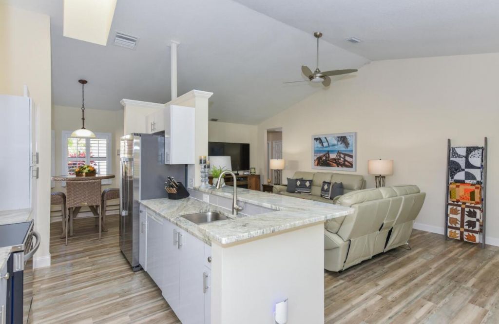 438 SW Jefferson Circle, Port Saint Lucie, FL 34986 Photo