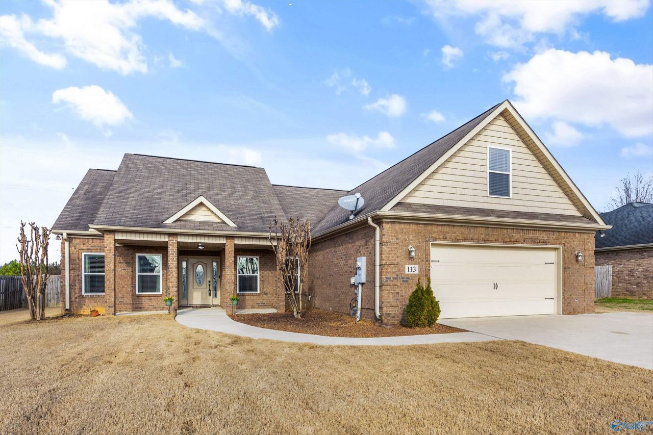 113 Embassy Circle, New Hope, AL 35760 Main Photo