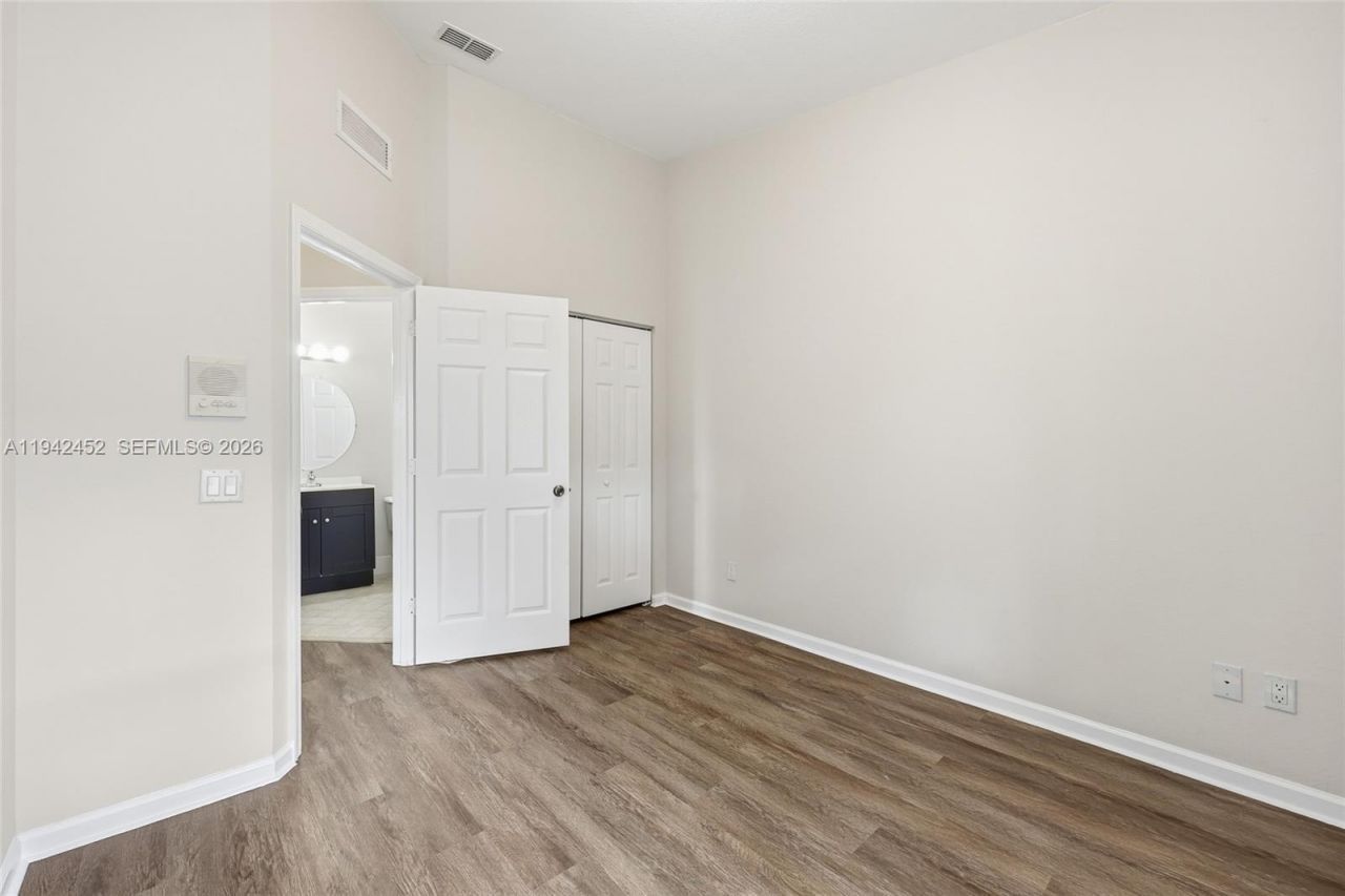 3059 Laurel Ridge Cir, Riviera Beach, FL 33404 Photo