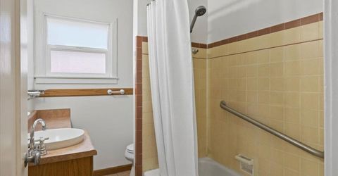 2305 Cantalier St, Sacramento, CA 95815 Photo