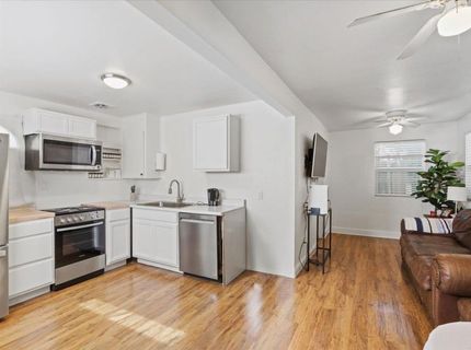 2305 Cantalier St, Sacramento, CA 95815 Photo