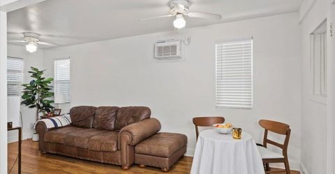 2305 Cantalier St, Sacramento, CA 95815 Photo