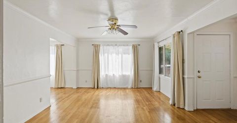 2305 Cantalier St, Sacramento, CA 95815 Photo