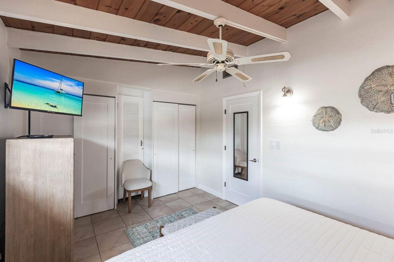 6006 Midnight Pass Road, Unit 63, Sarasota, FL 34242 Photo