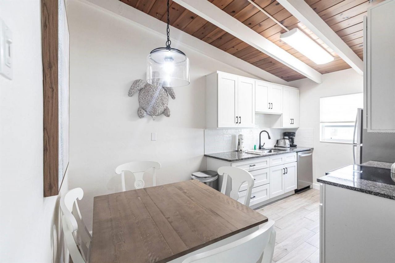 6006 Midnight Pass Road, Unit 63, Sarasota, FL 34242 Photo