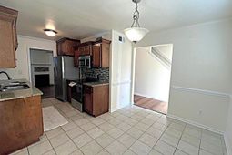 14 Hunters Court photo 4