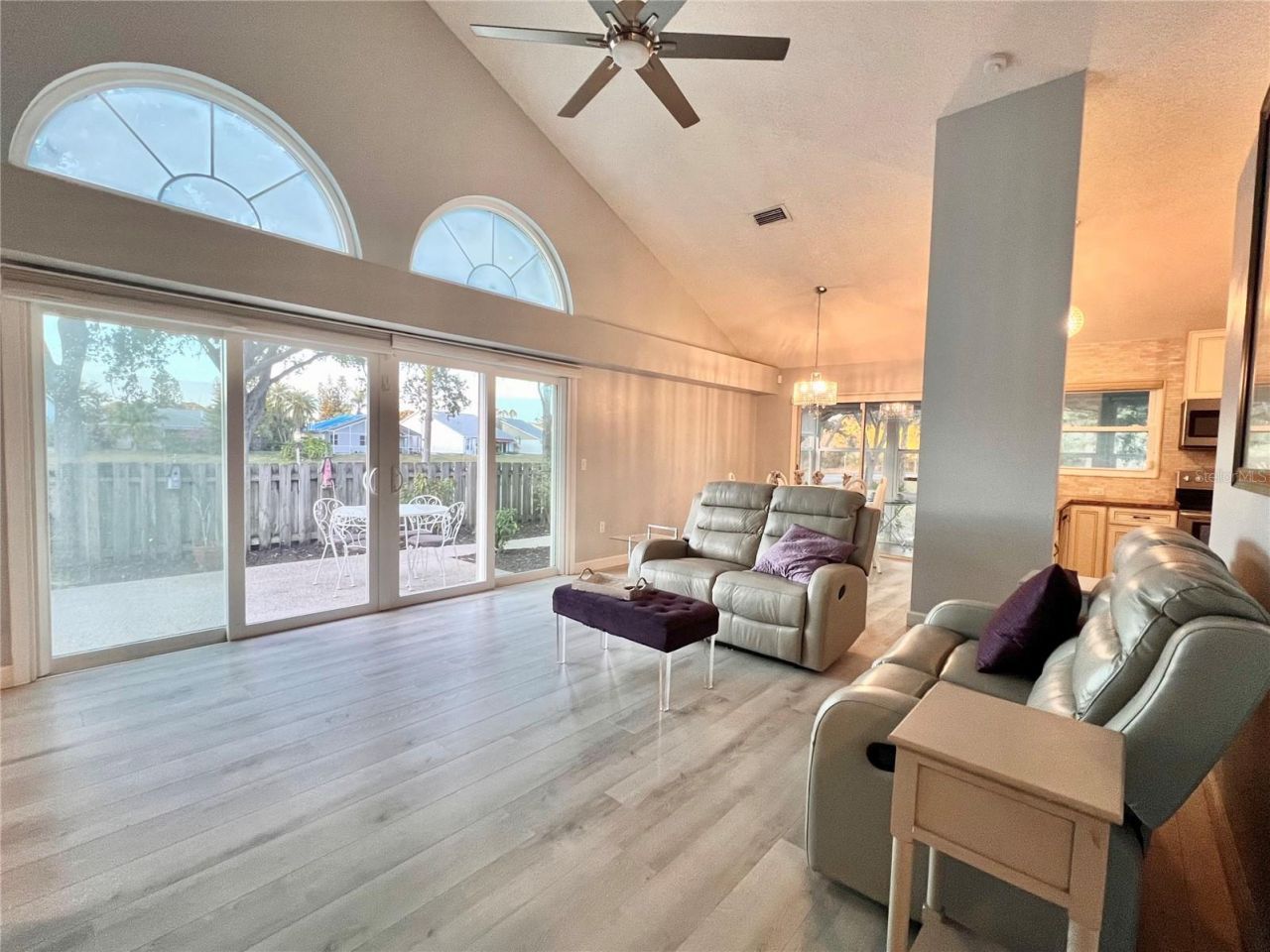 7801 Ontario Street Circle, Sarasota, FL 34243 Photo